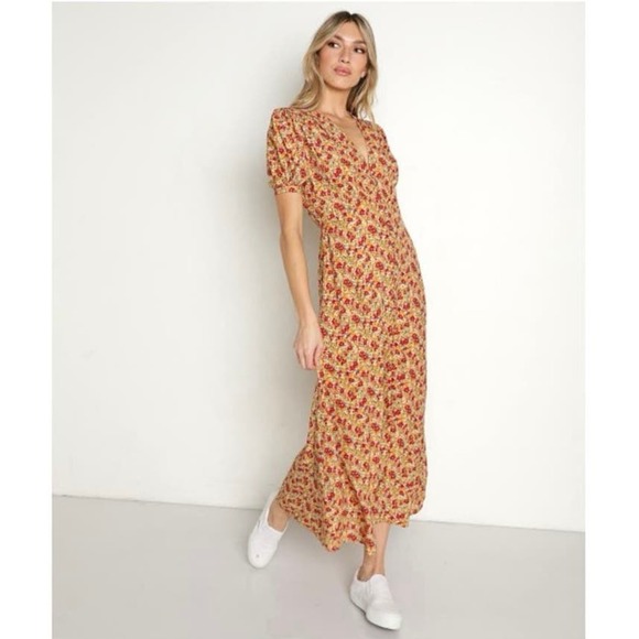 Faithfull the Brand Dresses & Skirts - Faithfull the Brand Cottage Core Bellavista Midi Dress La Gomera NWT